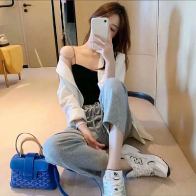 女孩的难忘生日 海报